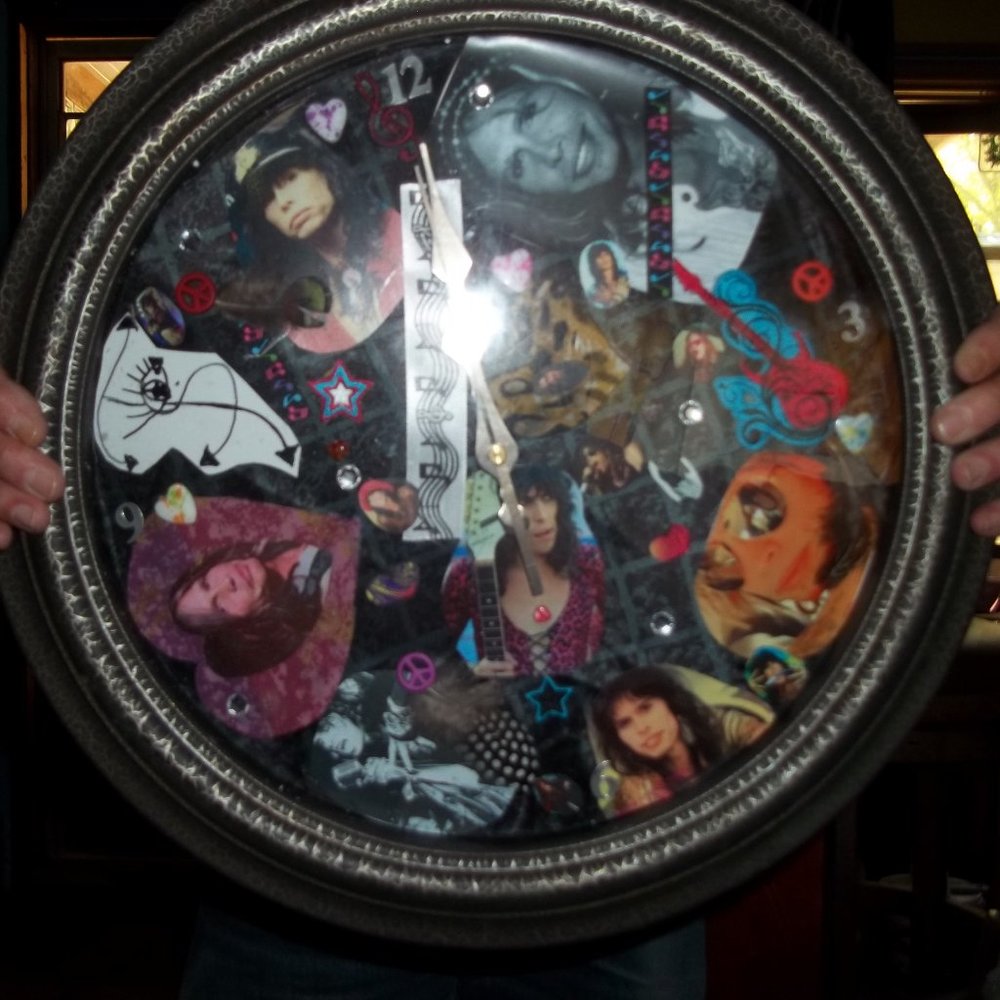 STEVEN TYLER CLOCK
